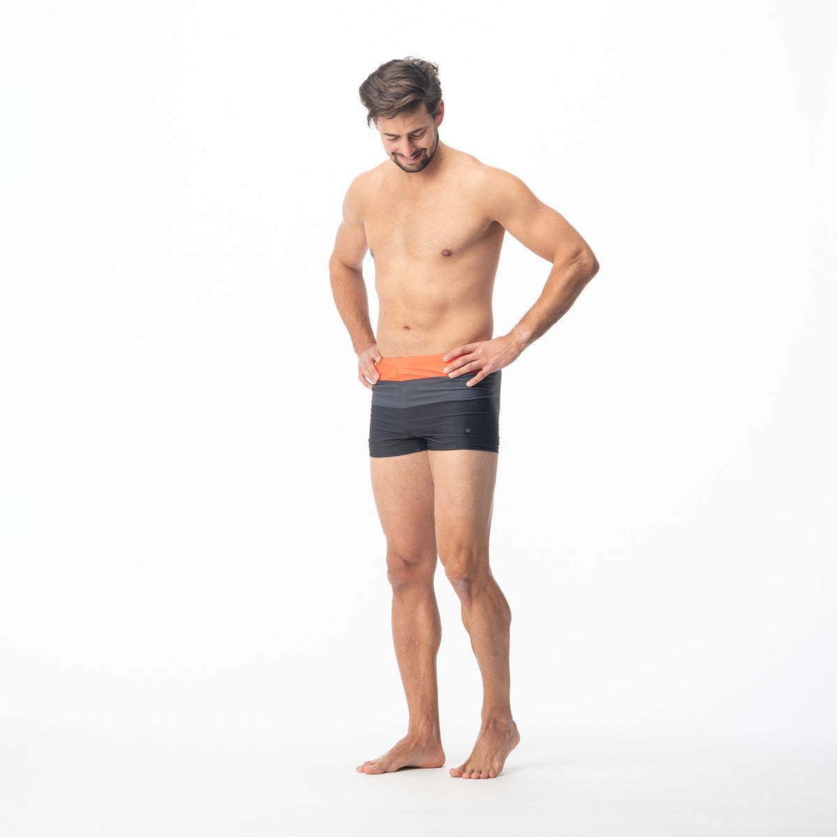 Stripe miesten boxer-uimahousut, ruoste-tummanharmaa-musta