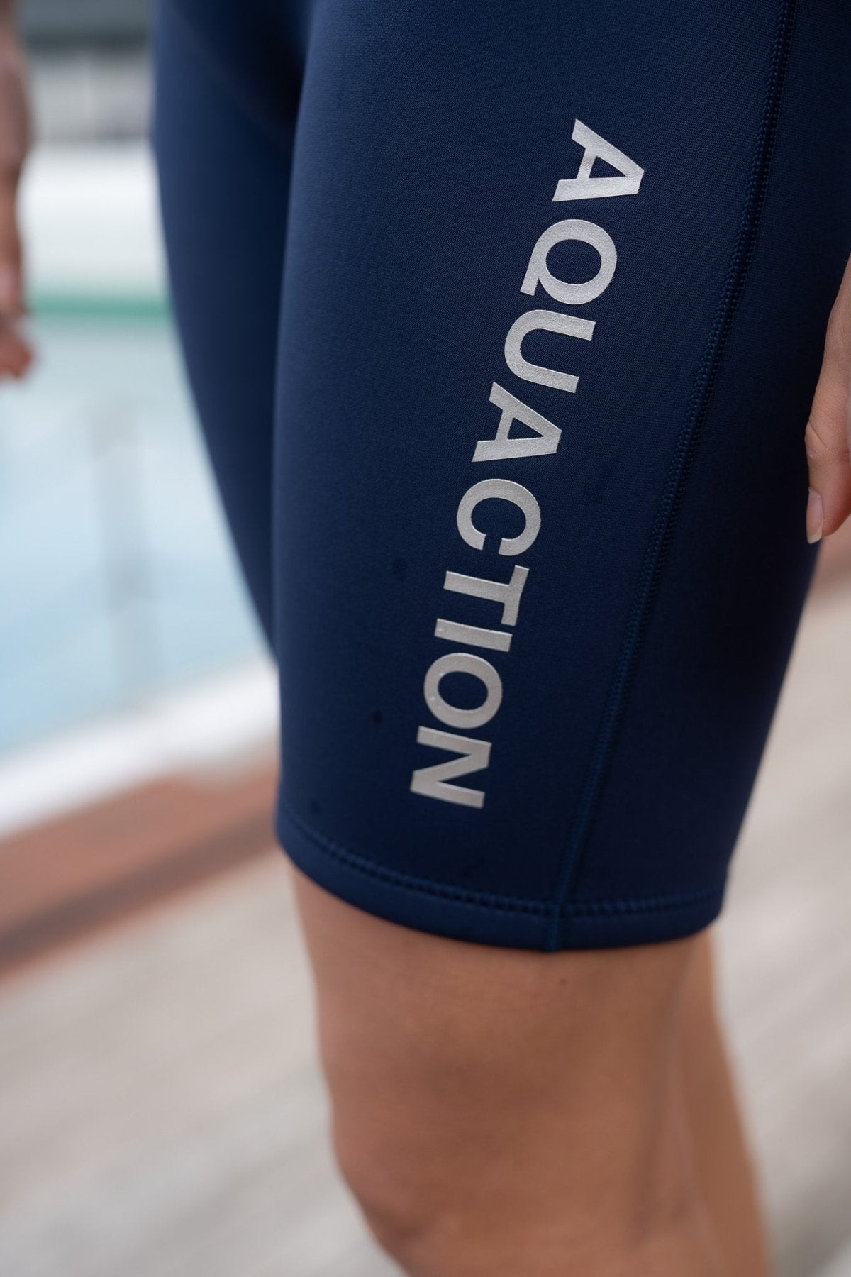Aqua Shorty 3 mm naisten märkäpuku, materiaalin lähikuva - Aquaction