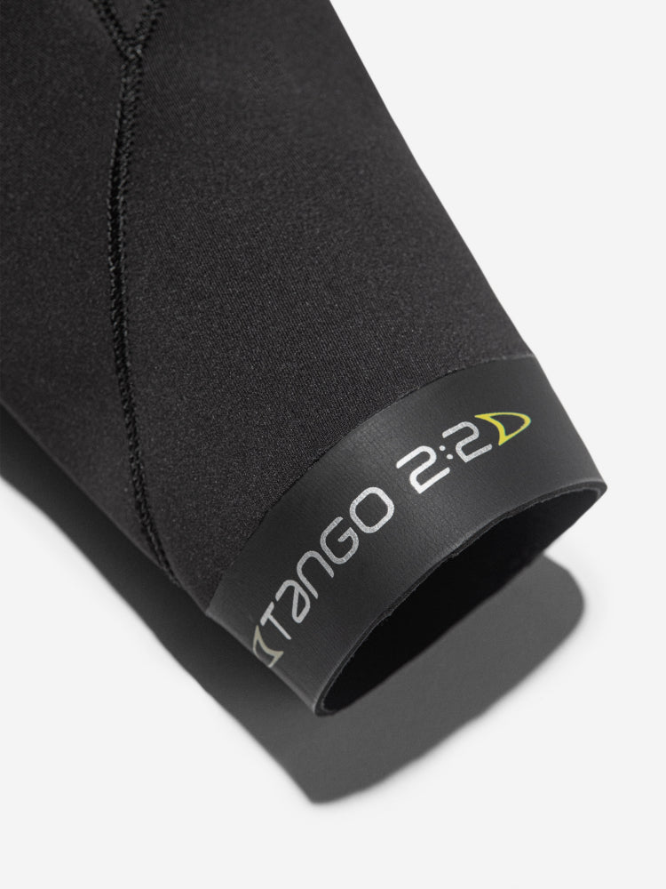 Tango 2:2 lyhythihainen miesten V2 miesten surffimärkäpukuOrca